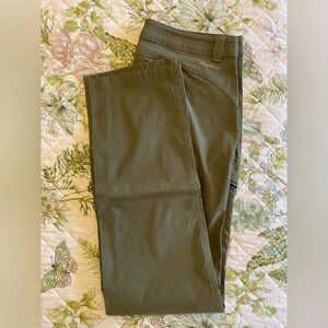 Eddie Bauer Rainier Pants Size 8 Sprig (green)